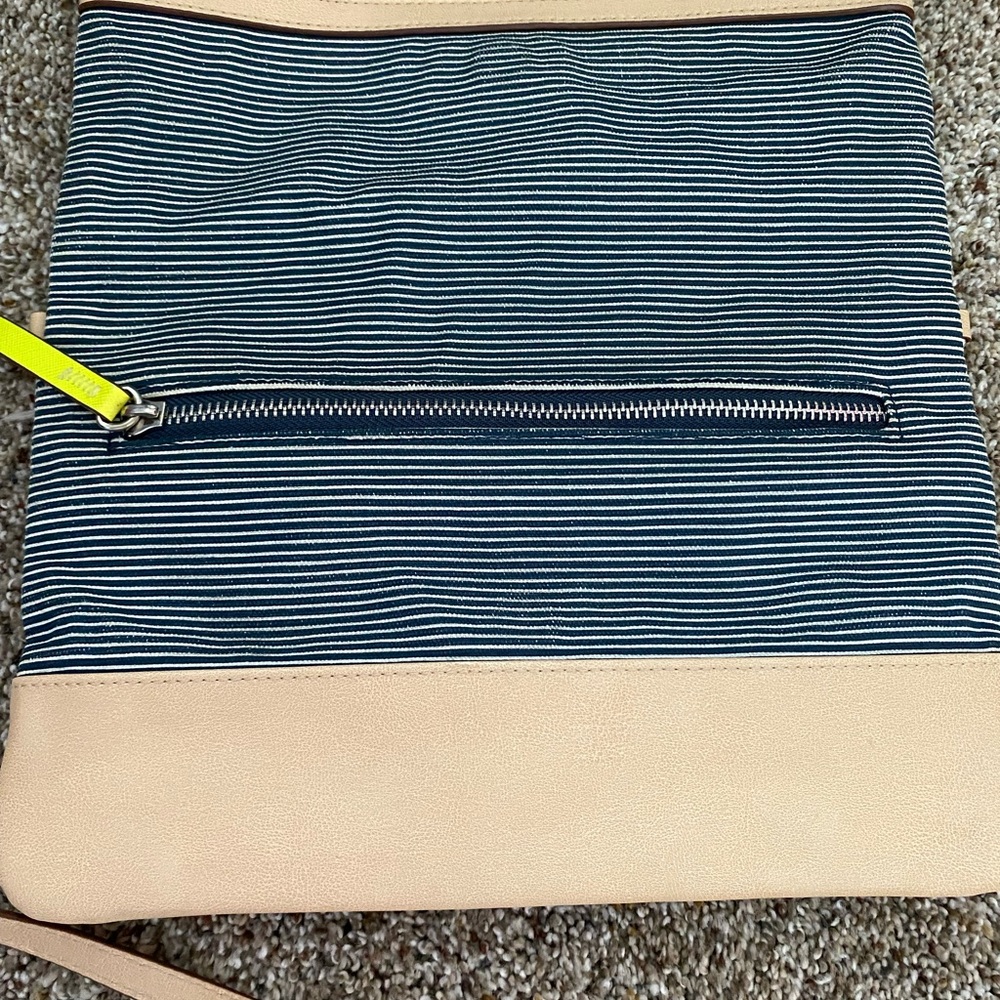 Stella and dot Crossbody bag